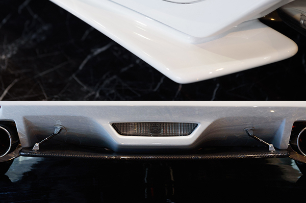 新型マスタング　エアロパーツ