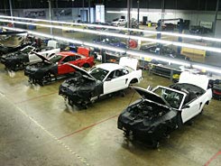 �~�V�K���B�g���C�ł́uS281�v�V���[�Y�̐��Y���s���Ă��܂��B